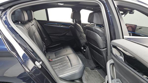 car BMW 5 Series id12554 photo #8