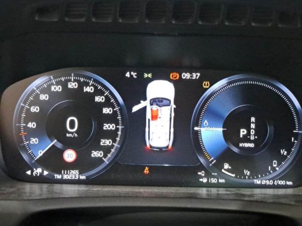 car Volvo XC90 id12580 photo #6