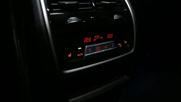 car BMW X5 id12723 photo #12