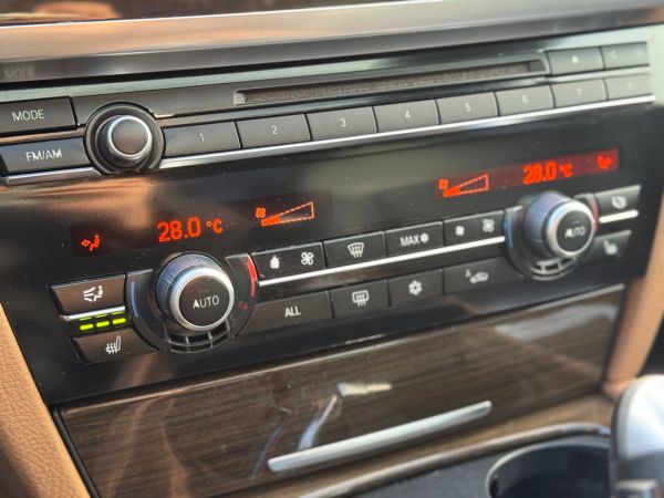 car BMW 7 Series id12789 photo #14