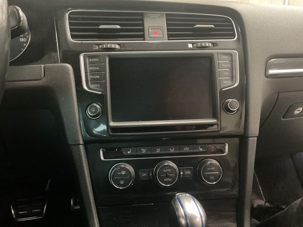 car Volkswagen Golf id12820 photo #12