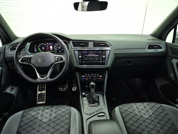 car Volkswagen Tiguan id12895 photo #9