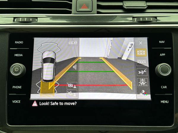 car Volkswagen Tiguan id12922 photo #13