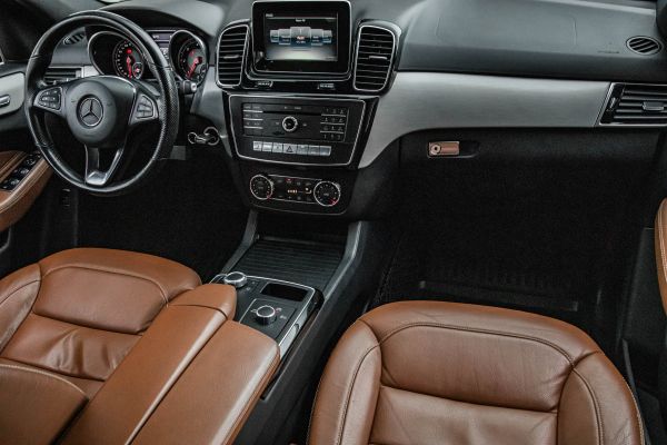 car Mercedes Benz GLE id12927 photo #8
