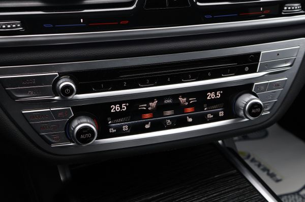 car BMW 7 Series id12962 photo #10