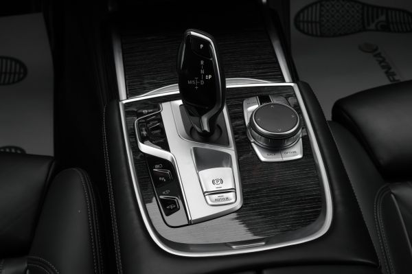 car BMW 7 Series id12962 photo #12