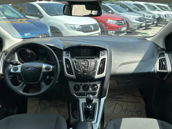 car Ford Focus id11913 photo #9