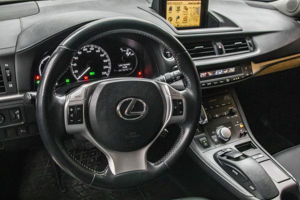 car Lexus CT Series id11919 photo #9