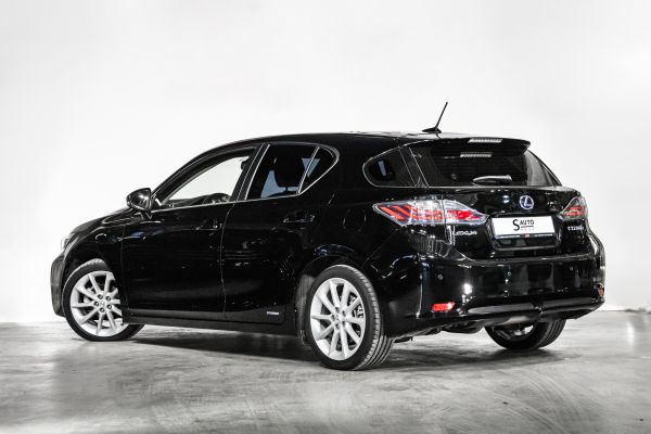 car Lexus CT Series id11919 photo #4