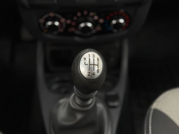 car Dacia Duster id11953 photo #13