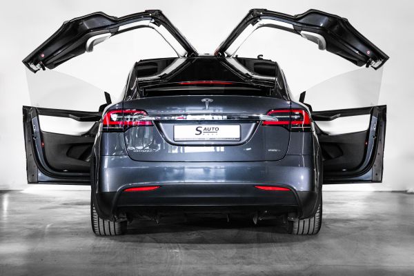 car Tesla Model X id11999 photo #6