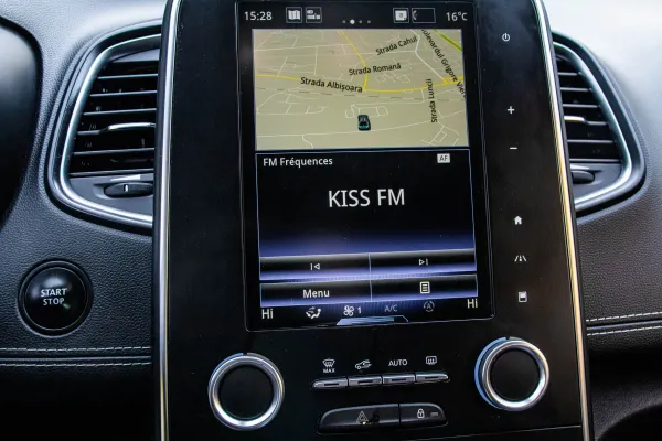 car Renault Scenic id12015 photo #12