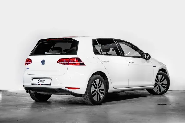 car Volkswagen Golf id12016 photo #2