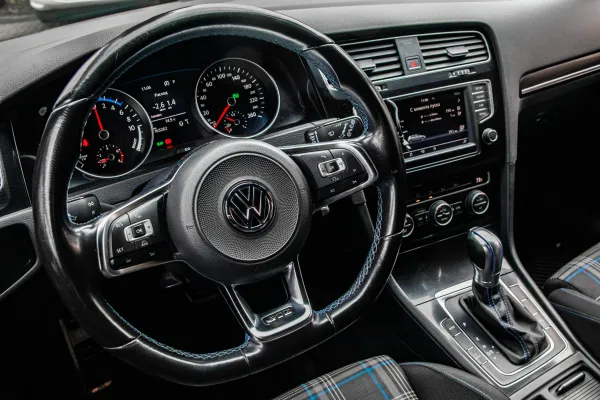 car Volkswagen Golf id12016 photo #9