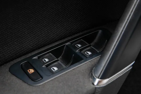 car Volkswagen Golf id12016 photo #17