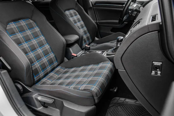 car Volkswagen Golf id12016 photo #6