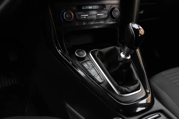 car Ford Focus id12018 photo #14