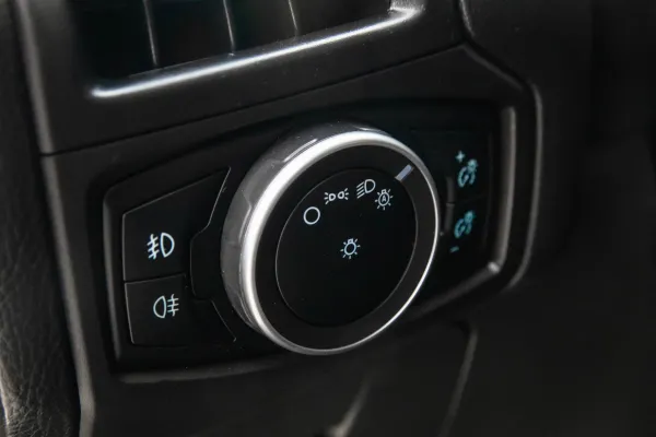 car Ford Focus id12018 photo #16