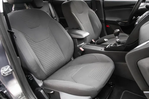 car Ford Focus id12018 photo #6