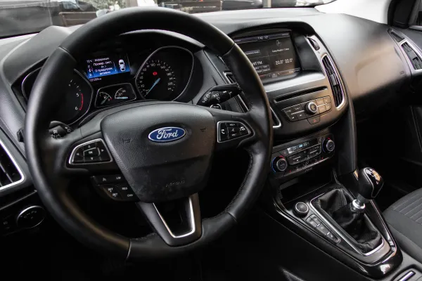 car Ford Focus id12018 photo #9