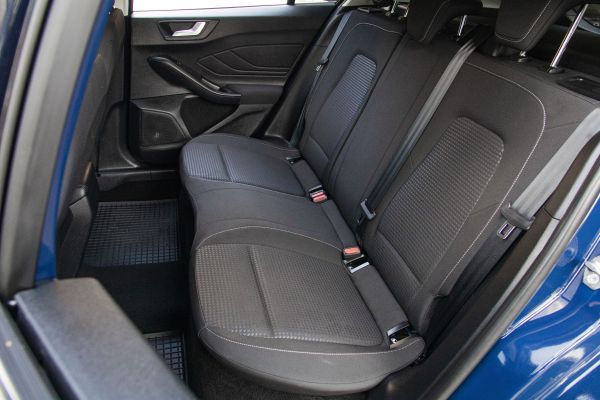 car Ford Focus id11711 photo #7