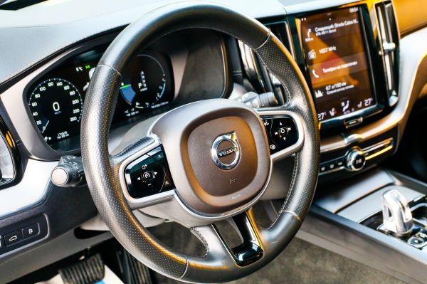 car Volvo XC60 id11379 photo #5