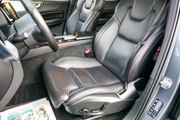 car Volvo XC60 id11379 photo #7