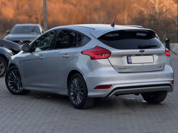 car Ford Focus Rs id11445 photo #4