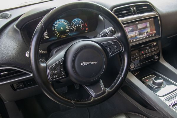 car Jaguar F-PACE id11610 photo #9