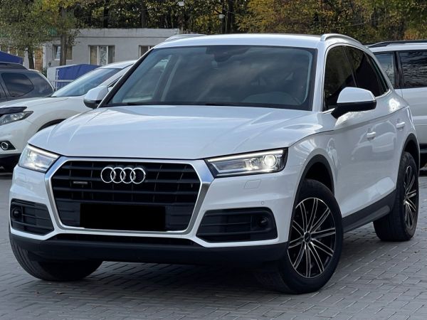 car Audi Q5 id10045 main photo