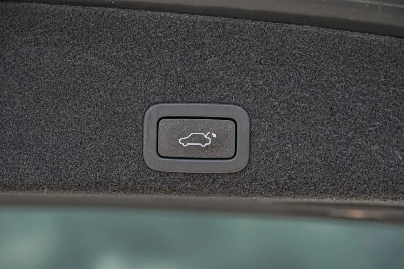 car Volvo XC60 id140984 photo #11