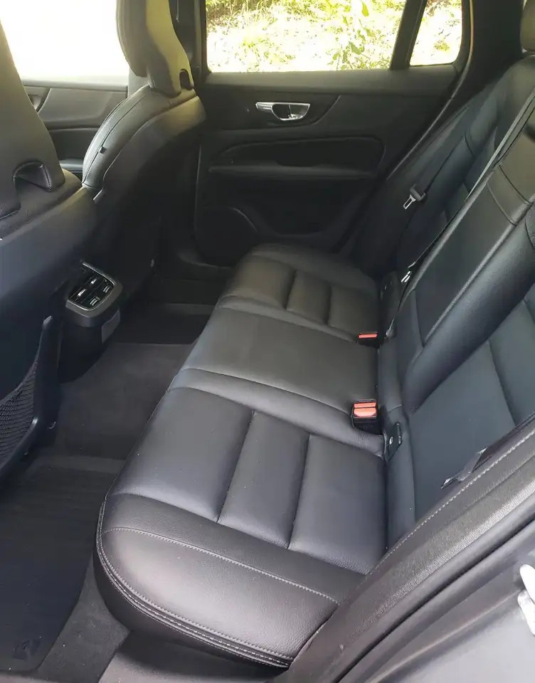 car Volvo V60 id141003 photo #9