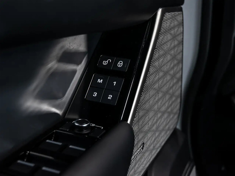 car Land Rover Range Rover Velar id144048 photo #14