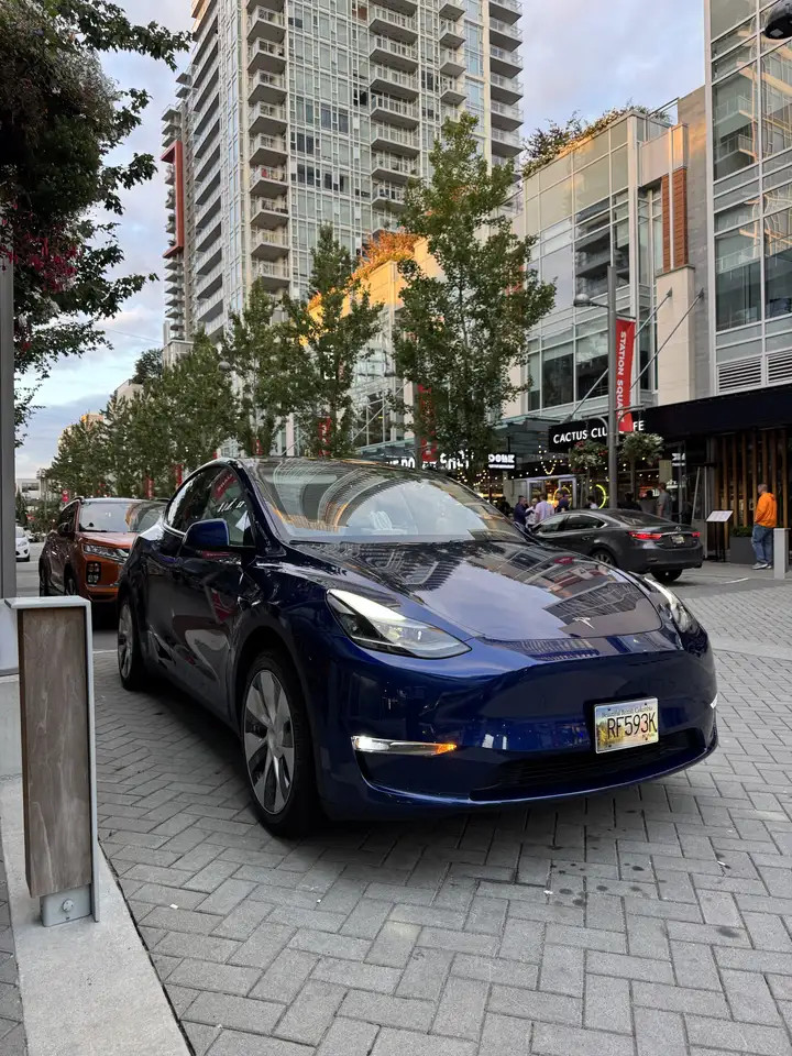 car Tesla Model Y id151238 photo #3
