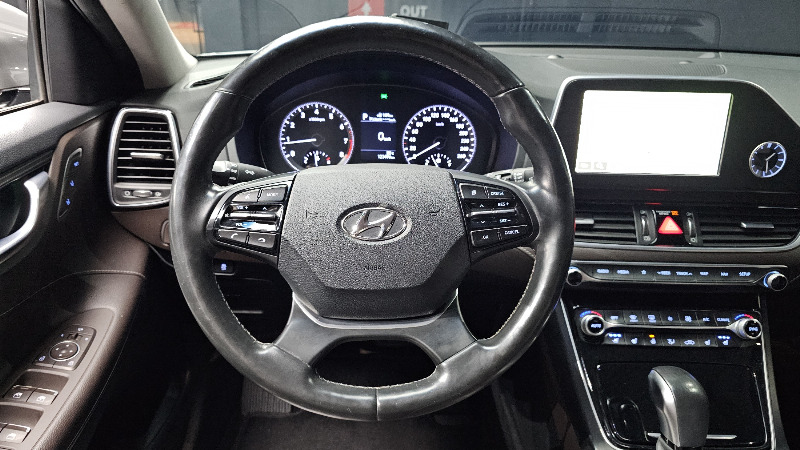 car Hyundai Grandeur id165814 photo #12