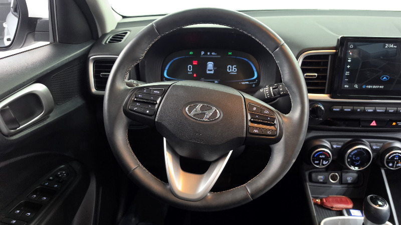 car Hyundai Venue id169512 photo #12