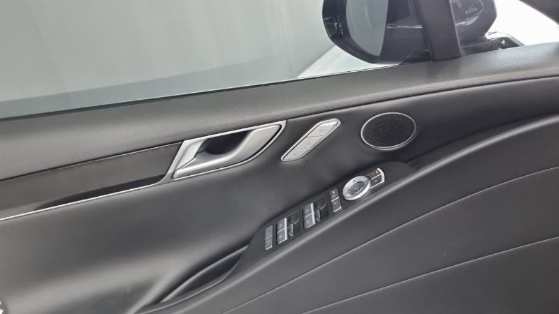 car Genesis G80 id173348 photo #17