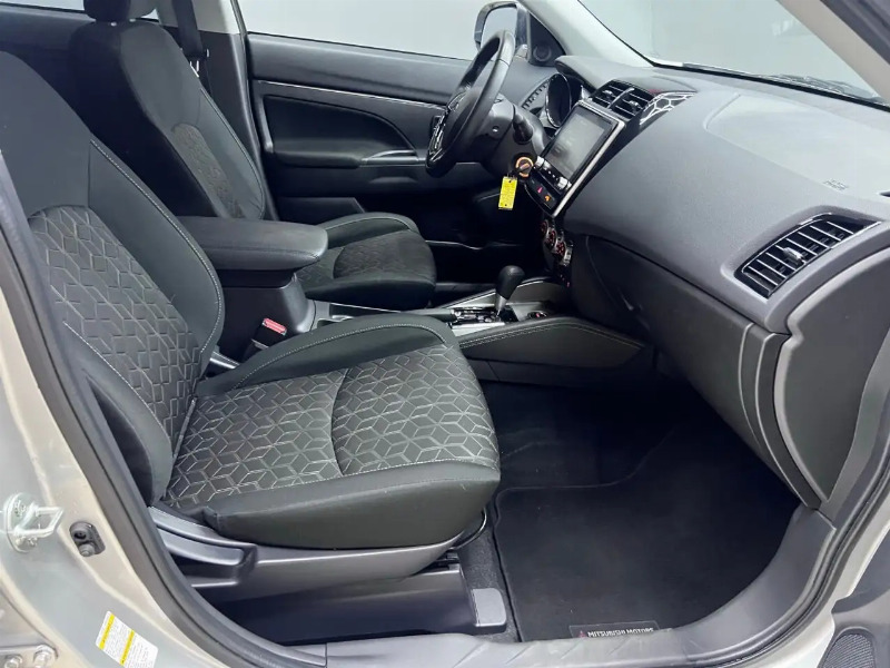 car Mitsubishi ASX id180272 photo #16