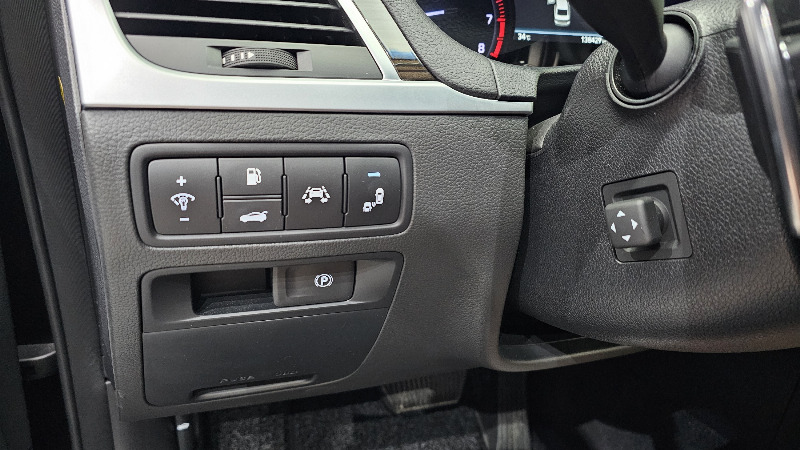 car Genesis G80 id187307 photo #17