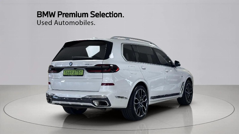 car BMW X7 id188604 photo #2