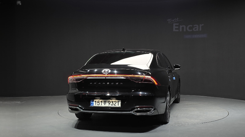 car Hyundai Grandeur id201925 photo #4