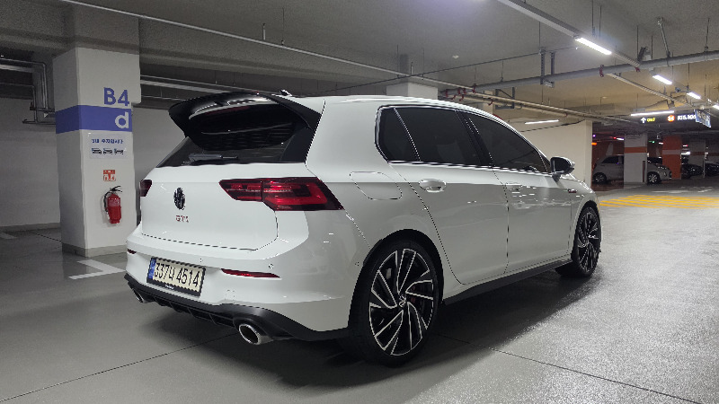 car Volkswagen Golf id206604 photo #8