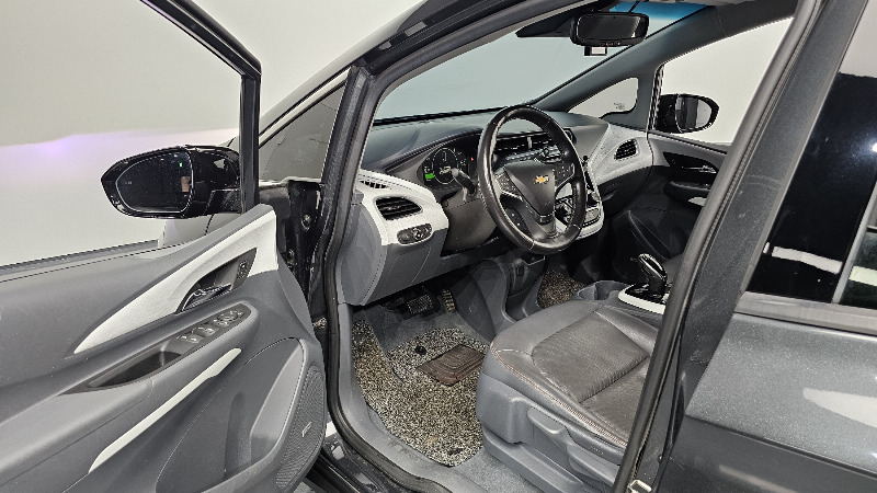 car Chevrolet Bolt id206932 photo #10