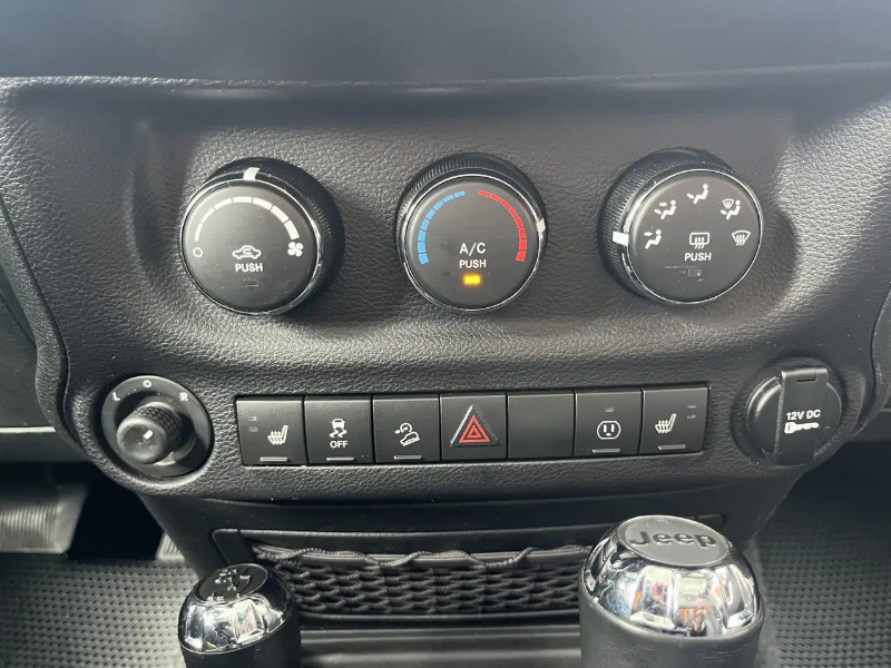 car Jeep Wrangler id207687 photo #20