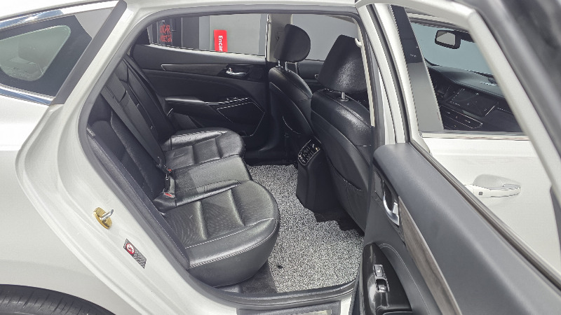 car KIA K7 id209738 photo #12