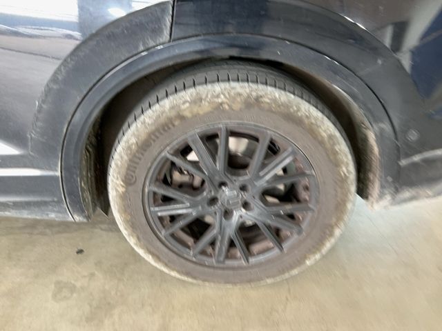 car Volkswagen Touareg id215019 photo #9