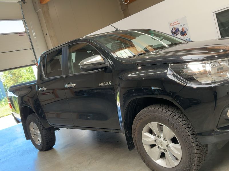 car Toyota Hilux id215844 photo #13