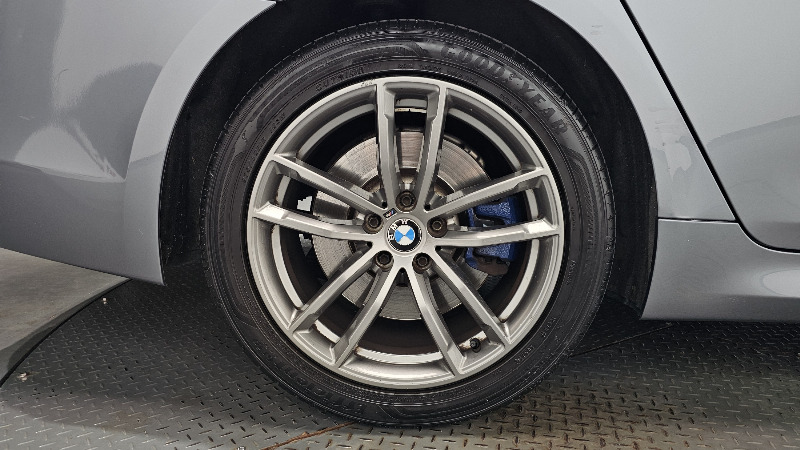 car BMW 5 Series id215917 photo #21