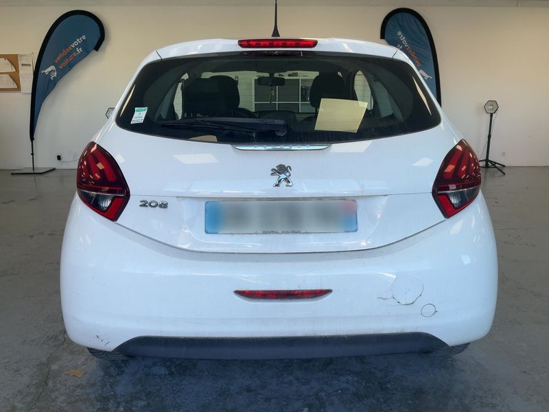 car Peugeot 208 id216549 photo #3