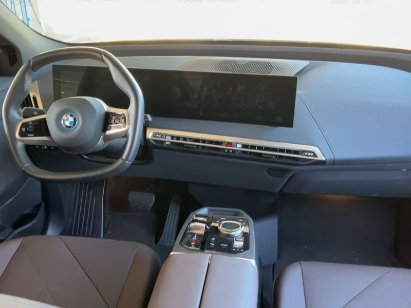 car BMW iX id218007 photo #17